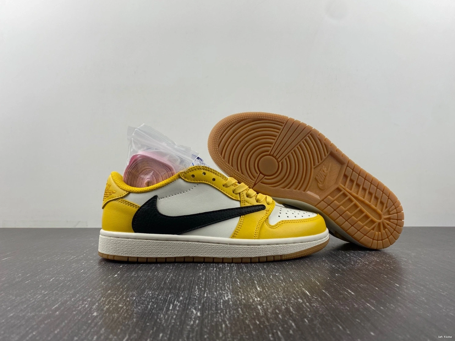 Canary Scott 1 DZ4137-700 Travis Low Jordan OG Air 0117